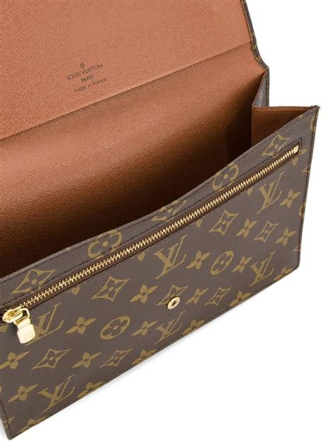 louis vuitton black envelope shaped|Louis Vuitton envelope clutch bag.